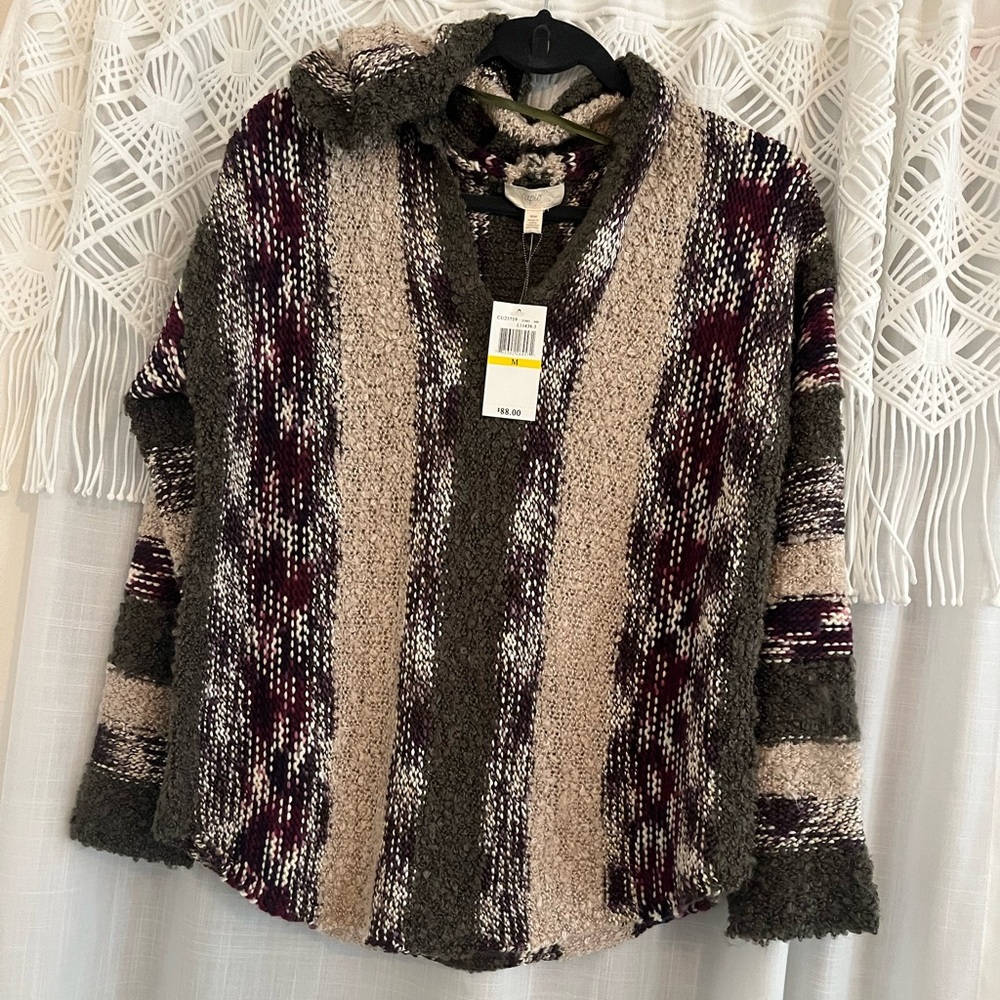 Cupio Hooded Sweater size Medium